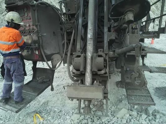 مطرقة الدوران العكسي ولقمة RC للحفر DTH مع استعادة عالية للمواد، خيارات متعددة الأحجام، ومعادن مقواة متميزة